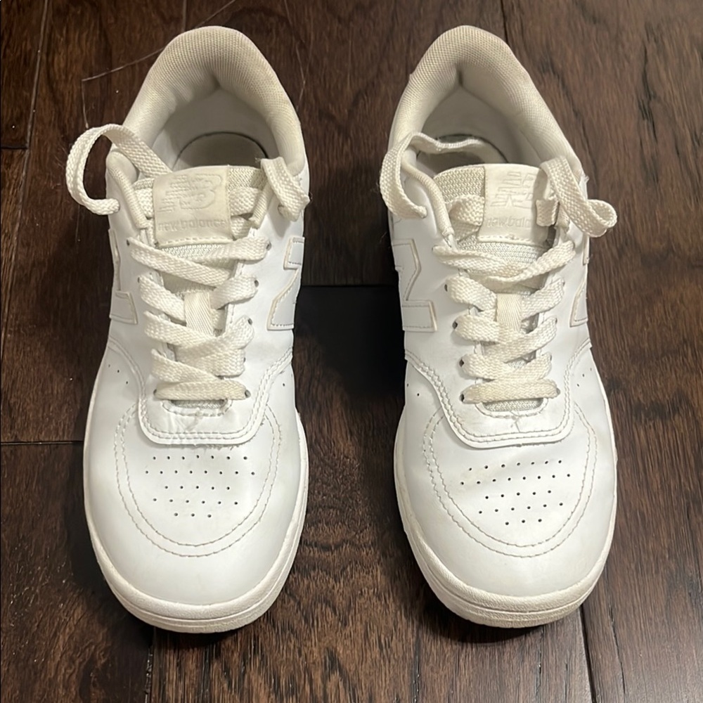 New Balance Women’s BB80 Court Sneakers Size 7